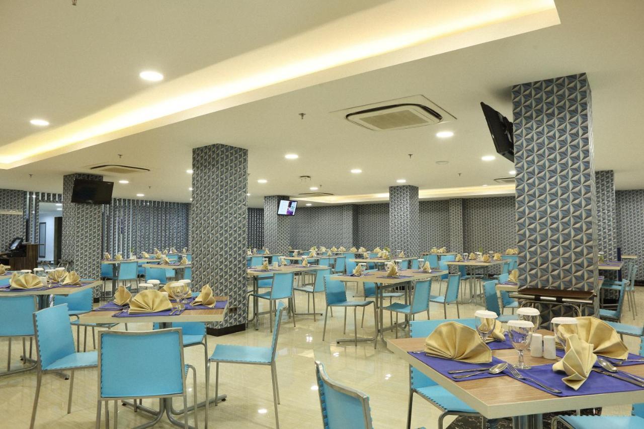 Horison Express Sentani Otel Jayapura Dış mekan fotoğraf