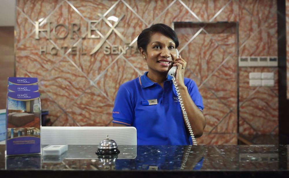 Horison Express Sentani Otel Jayapura Dış mekan fotoğraf